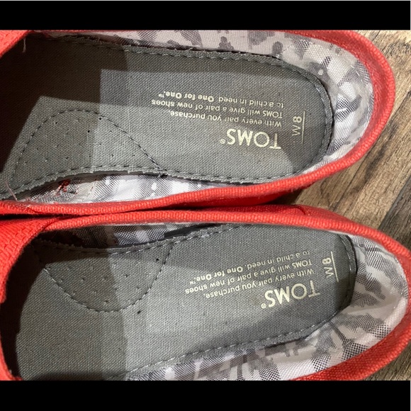 TOMS shoes - Picture 3 of 3